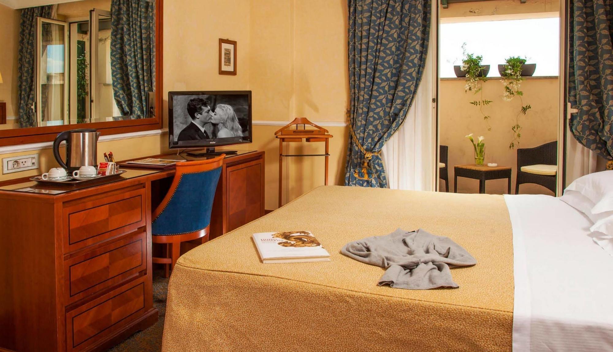 Ludovisi Palace Hotel Roma Esterno foto